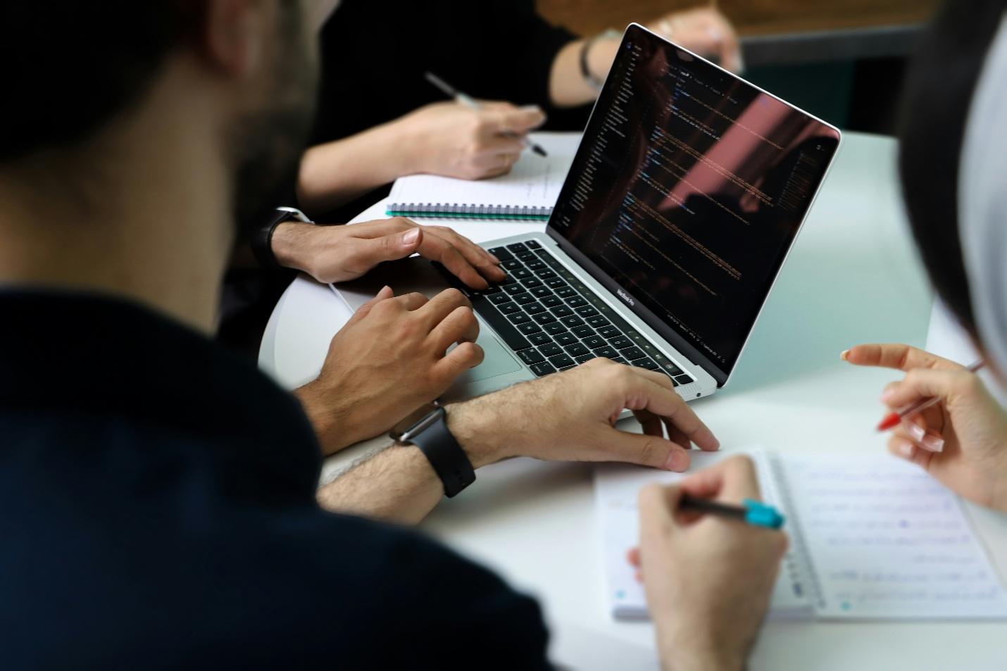 Daira: The AI-Powered Financial Partner Built for UAE & Bahrain SMEs
